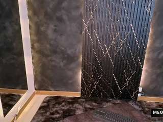 meganslaves's CamSoda show and profile