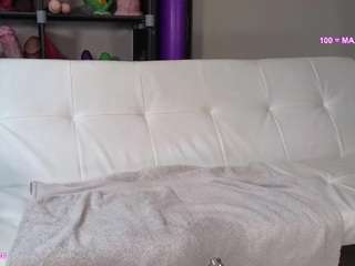 haylee-love live webcam show