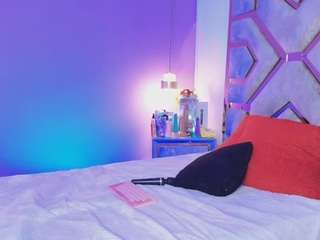 kendraharper's CamSoda show and profile