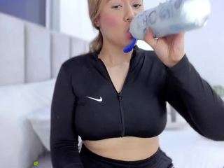 foxy-boobs