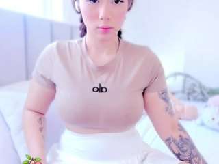 foxy-boobs