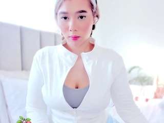foxy-boobs