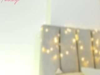 foxy-boobs webcam model