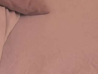 foxy-boobs webcam model