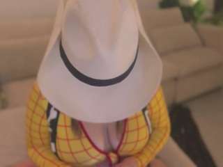 foxy-boobs
