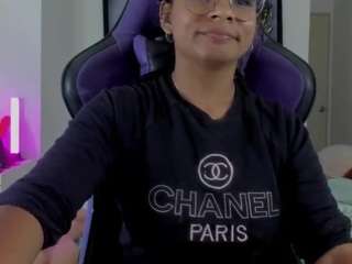  hanna-bellss chat room