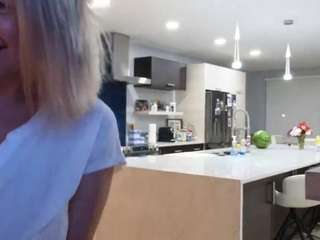  mikagray chat room