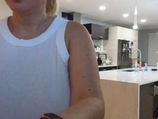 mikagray Live Webcam on CamSoda