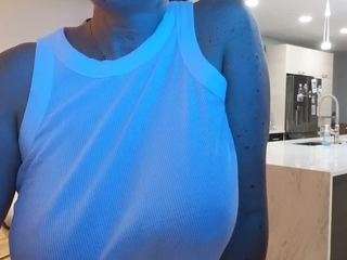 mikagray Live Webcam on CamSoda