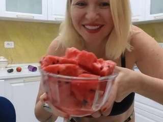 mikagray Live Webcam on CamSoda