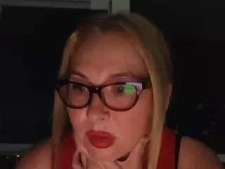 Mikagray's Live Sex Cam Show