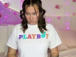 kamrynmarie's CamSoda show and profile