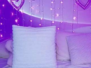 Live webcam model kamrynmarie on Soda Cams