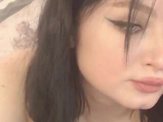 britneybarker's CamSoda show and profile