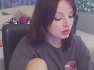Live cam show with britneybarker