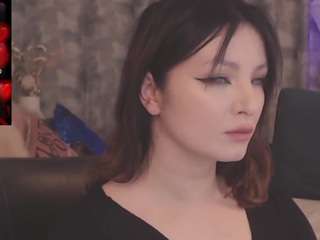 le modèle britneybarker est en webcam porno dans un show sur le site camsoda, il possède les tags suivants: ass,flashing,toys,thong,tease,strip,spank,orgasm,masturbation,lovense,asshole,lingerie,fingers,feet,dildo,cum,brown eyes,blowjob,black hair,bikini
