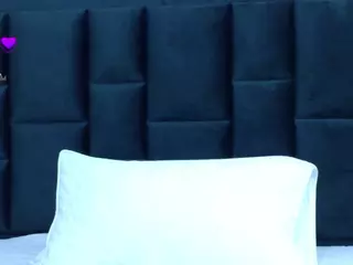 dulceeheili's Live Sex Cam Show