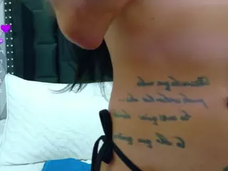 dulceeheili's Live Sex Cam Show