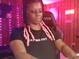 purplequeen888 webcam
