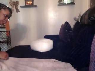 Live webcam model purplequeen888 on Soda Cams