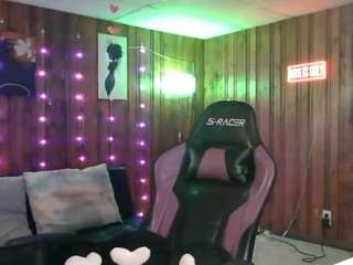 purplequeen888 Live Webcam on CamSoda