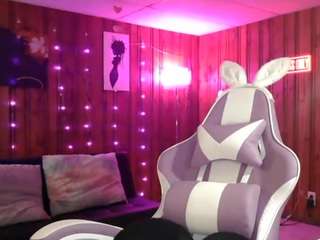 purplequeen888 Live Webcam on CamSoda