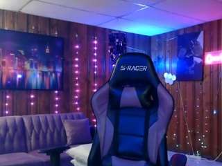 Purplequeen888's cam show statistics and live stream