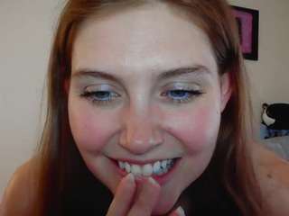daisyglam webcam