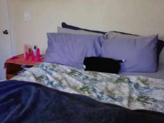 Offline cam show with daisyglam