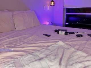 madymonroe Live Webcam on CamSoda