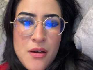 Live webcam model madymonroe on Soda Cams