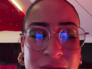 madymonroe Live Webcam on CamSoda