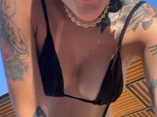 madymonroe webcam