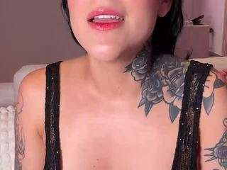 madymonroe's CamSoda show and profile