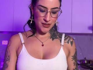 MadeleineMorales live cam preview