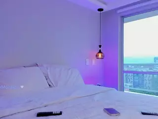 MadeleineMorales's Live Sex Cam Show