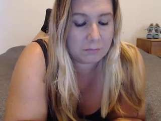 mj0886 Live Webcam on CamSoda