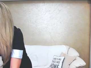 chrystalmills live cam profile