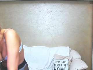 chrystalmills live cam profile