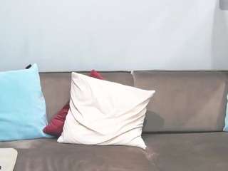 chrystalmills live webcam show