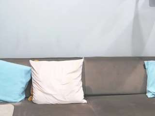chrystalmills live webcam show
