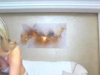 chrystalmills's Live Sex Cam Show