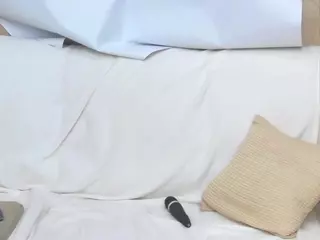 chrystalmills's Live Sex Cam Show