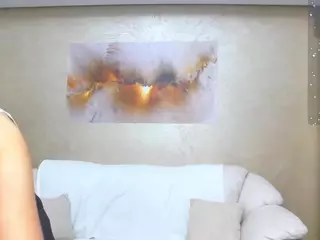 chrystalmills's Live Sex Cam Show