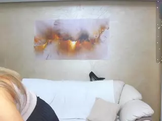 chrystalmills's Live Sex Cam Show