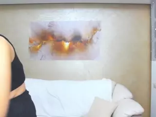 chrystalmills's Live Sex Cam Show