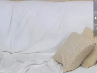 chrystalmills's Live Sex Cam Show