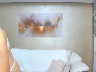 chrystalmills's Live Sex Cam Show