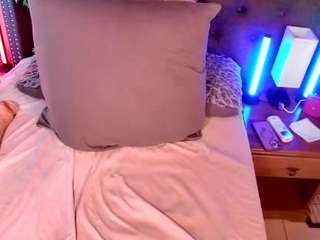 clara-mylers Live Webcam on CamSoda