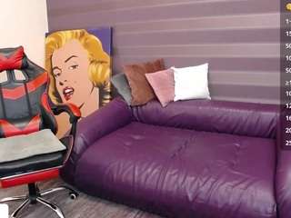 jenniferstone Live Webcam on CamSoda